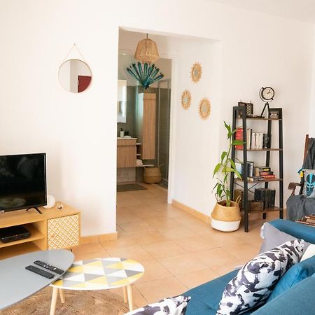 L'Ile Au Paon - Appartement T2 Avec Piscine Et Parking ليه أبيم المظهر الخارجي الصورة